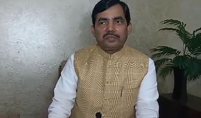 Delhi: BJP नेता शाहनवाज हुसैन के खिलाफ जारी समन पर रोक, कोर्ट ने दुष्कर्म और धमकी के आरोप पर किया था तलब Special court stays summons issued against BJP leader Syed Shahnawaz Hussain in rape case