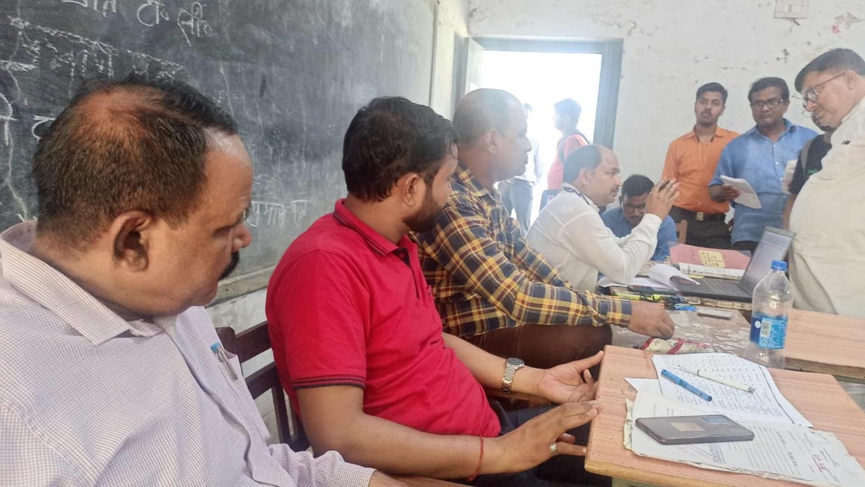 camp organized for name date of birth amendment in 10th and 12th certificate by UP Board