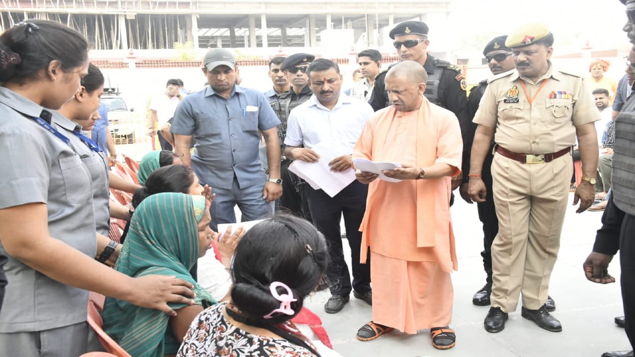 Chief Minister Yogi Adityanath  listened to complaint in Janata Darbar gave assurance for disposal
