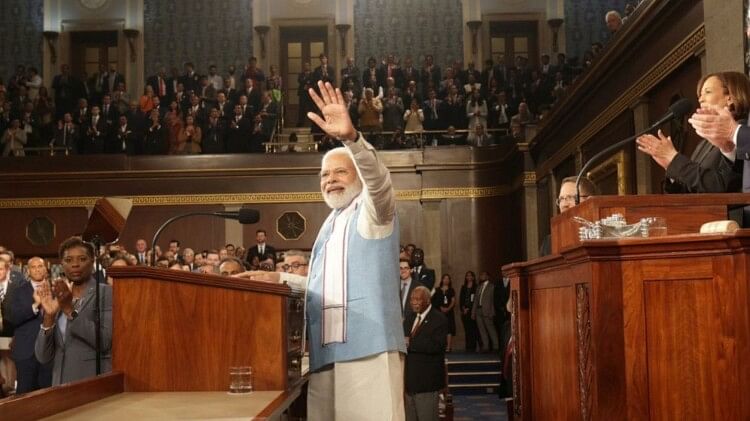 Prime Minister narendra Modi in american Parliament declared terrorism a global threat