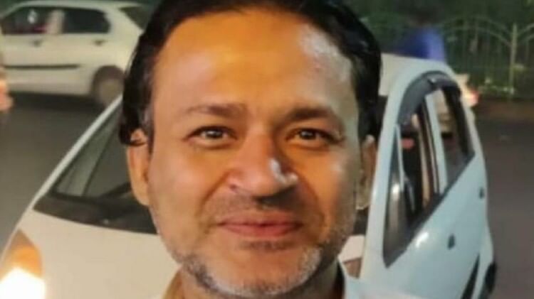 former international hockey player rajiv mishra Decomposed body found in his house in varanasi