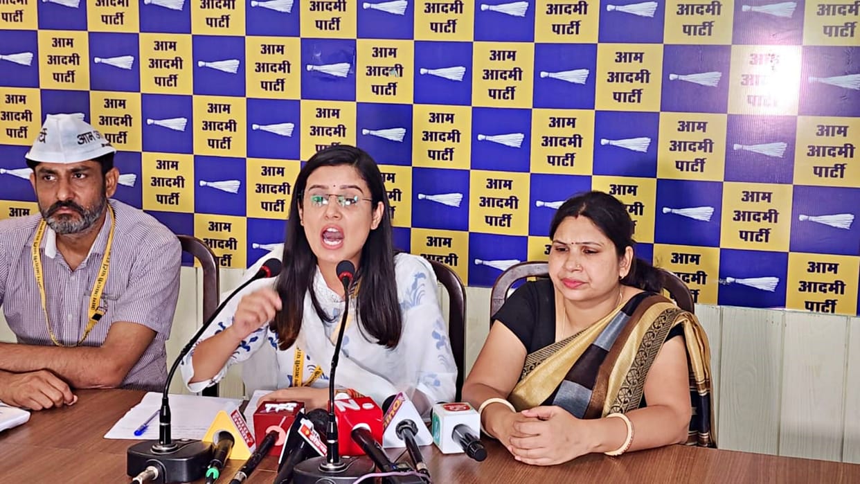 Gayatri Vishnoi, state president of Aam Aadmi Party women's wing, targeted the Gehlot government