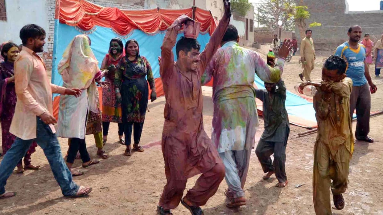 Pakistan HEC after government's intervention withdrew the letter on  Holi Celebration ban