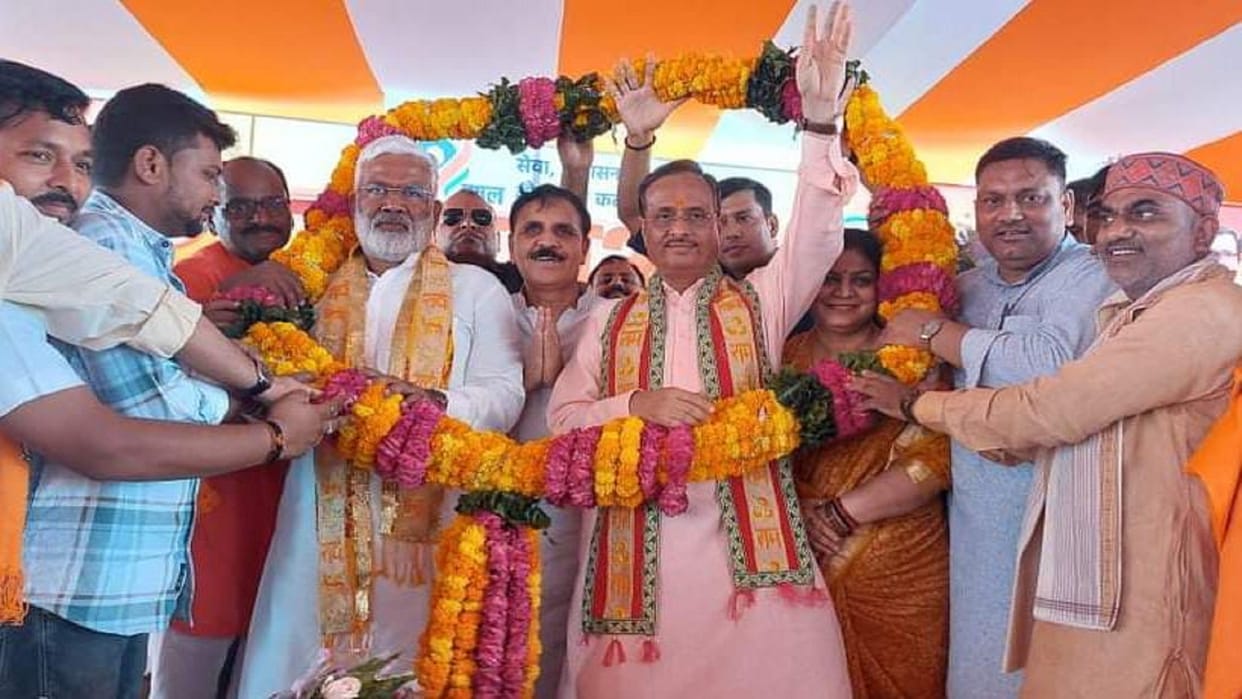 Democracy is being crushed in Bengal, thugs of opponents happening in Bihar