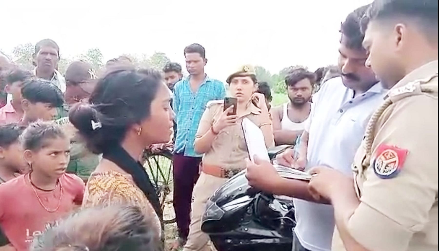 BDCs fathers dead body found in the field, injury marks on head and elbow,  youth said to SP I am being framed