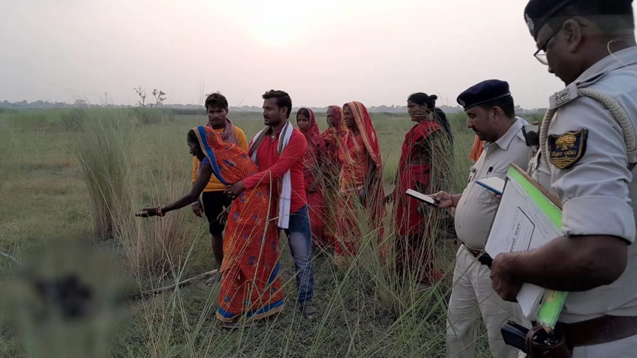 Married woman beaten to death for not getting car in dowry in Muzaffarpur, police found half burnt body