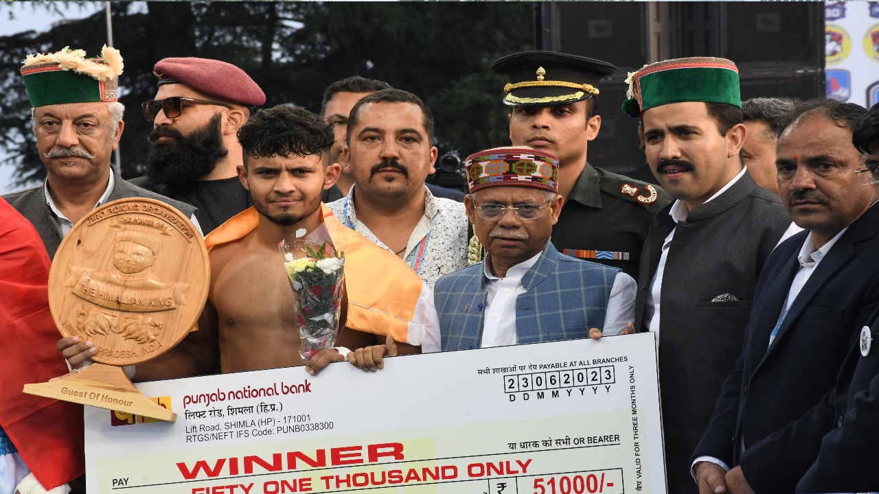 international pro boxing championship: Heavy rain of punches on the ridge of Shimla, see photos