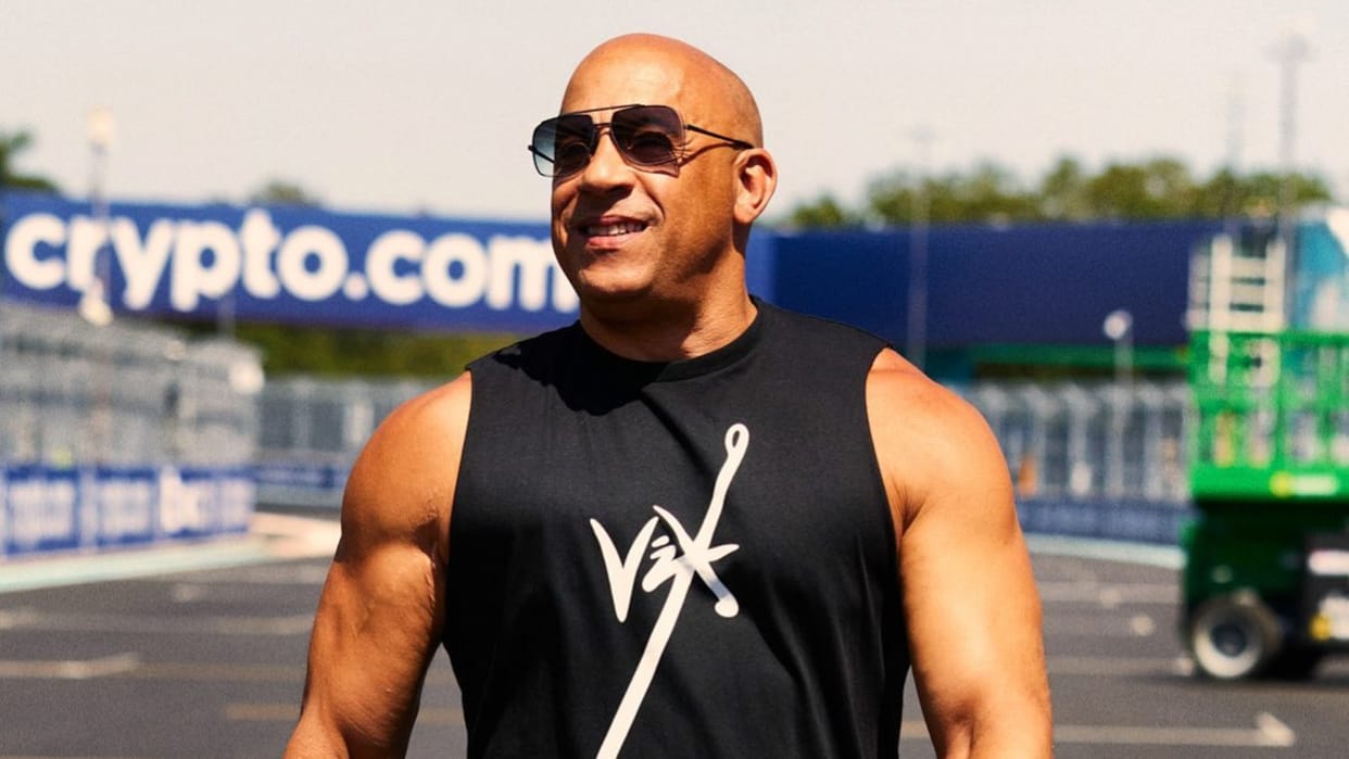 Fashion Tips for bald men how bald men look cool tips in hindi