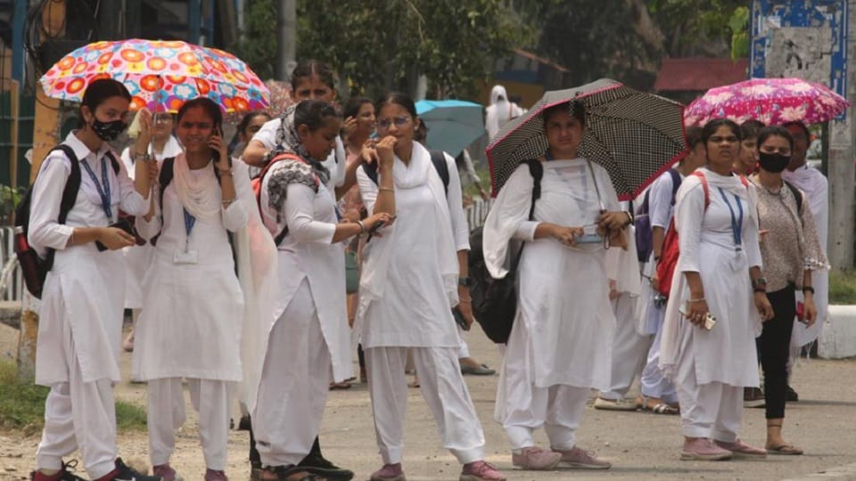 Weather update: Heat wave in Jammu Kashmir as well, chances of rain state till June 27