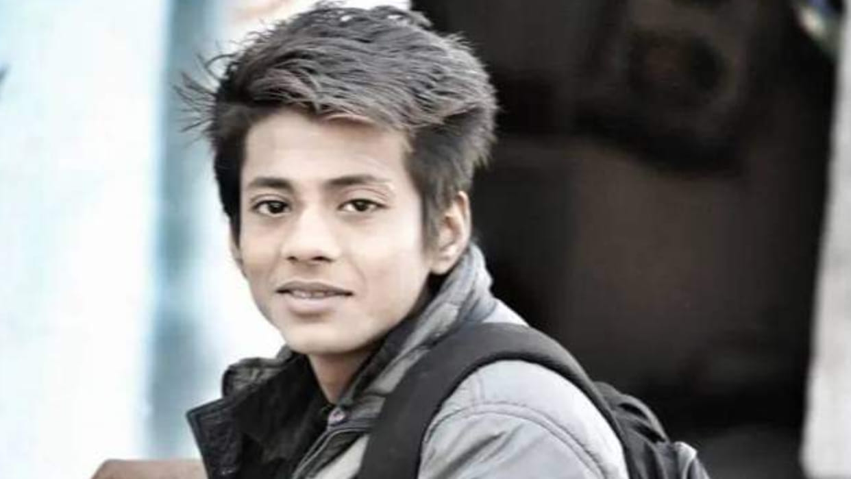 Chhatarpur: The young man wrote the Instagram status - 'I am coming' and the dead body found in the pond