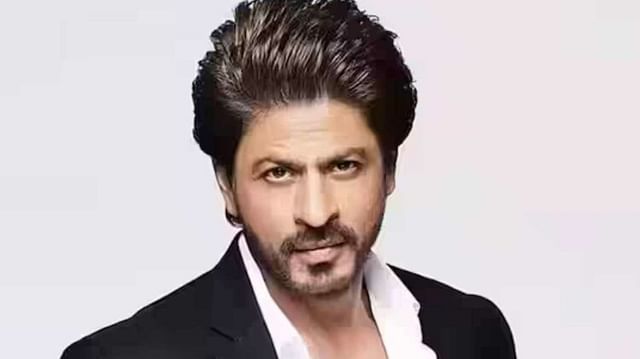 Bollywood Actors Debut Fees And Latest Fees Comparison Shahrukh Khan Akshay Kumar Aamir Khan