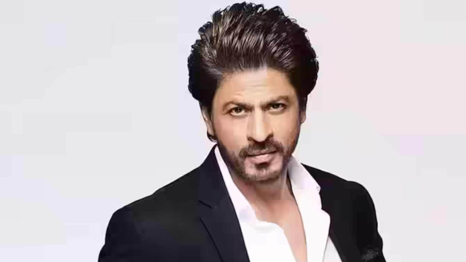 Bollywood Actors Debut Fees And Latest Fees Comparison Shahrukh Khan Akshay Kumar Aamir Khan