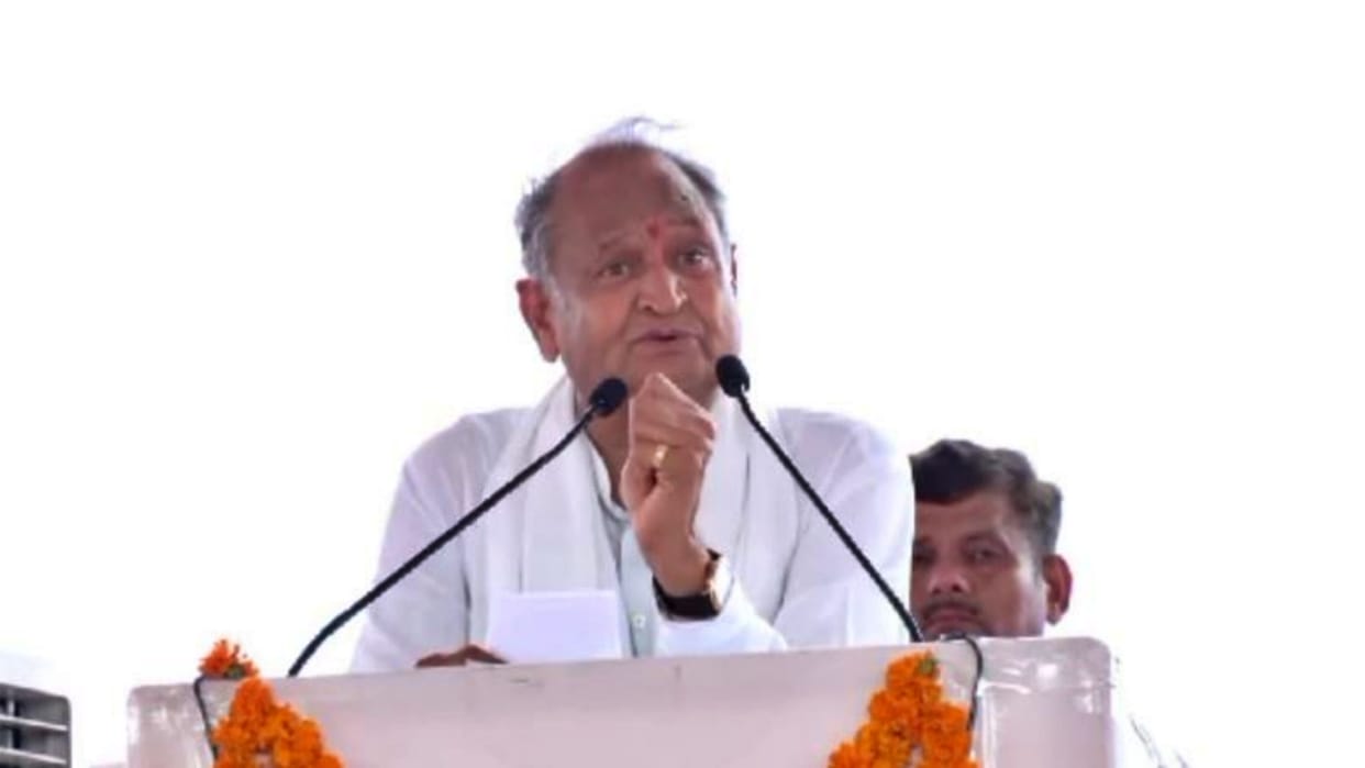 CM expresses grief over delay in Jaipur program among people waiting in humidity