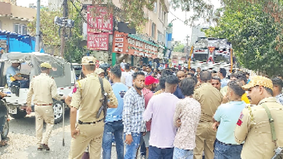 Jammu Kashmir: Youth dies under suspicious circumstances in Samba factory, family members accused of murder
