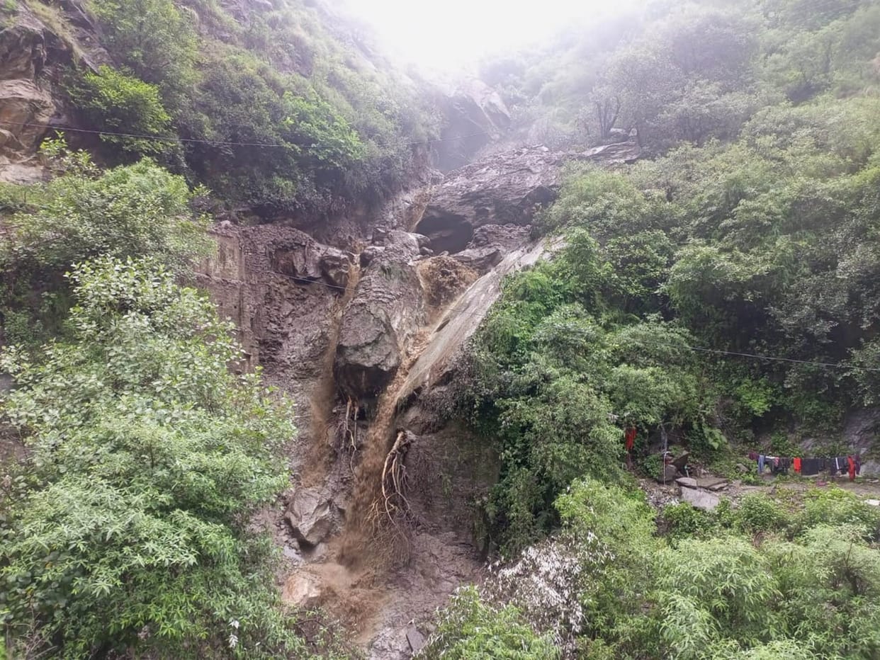 Weather Chamoli Malari-Niti road remained closed for three hours due to rise in water level of river 