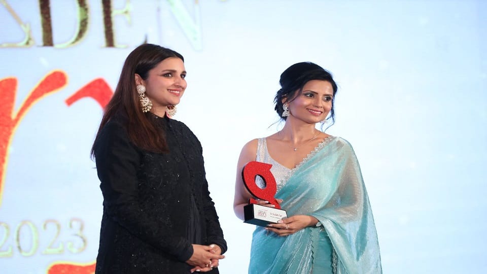 Kashika Jain received the Most Trusted Psychologist Award