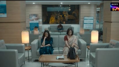 Kafas Web Series Review in Hindi Sony Liv Sharam Joshi Mona Singh Mona Basu Mukesh Chhabra Applause