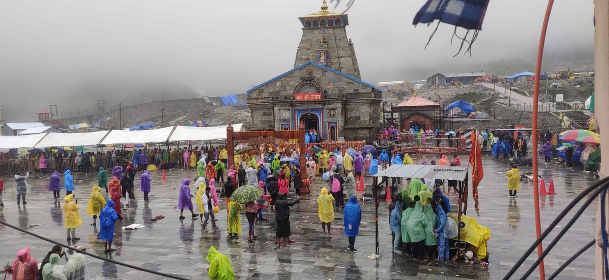 Chardham Yatra 2023  Kedarnath Yatra started slowing down due to rain and snowfall Now