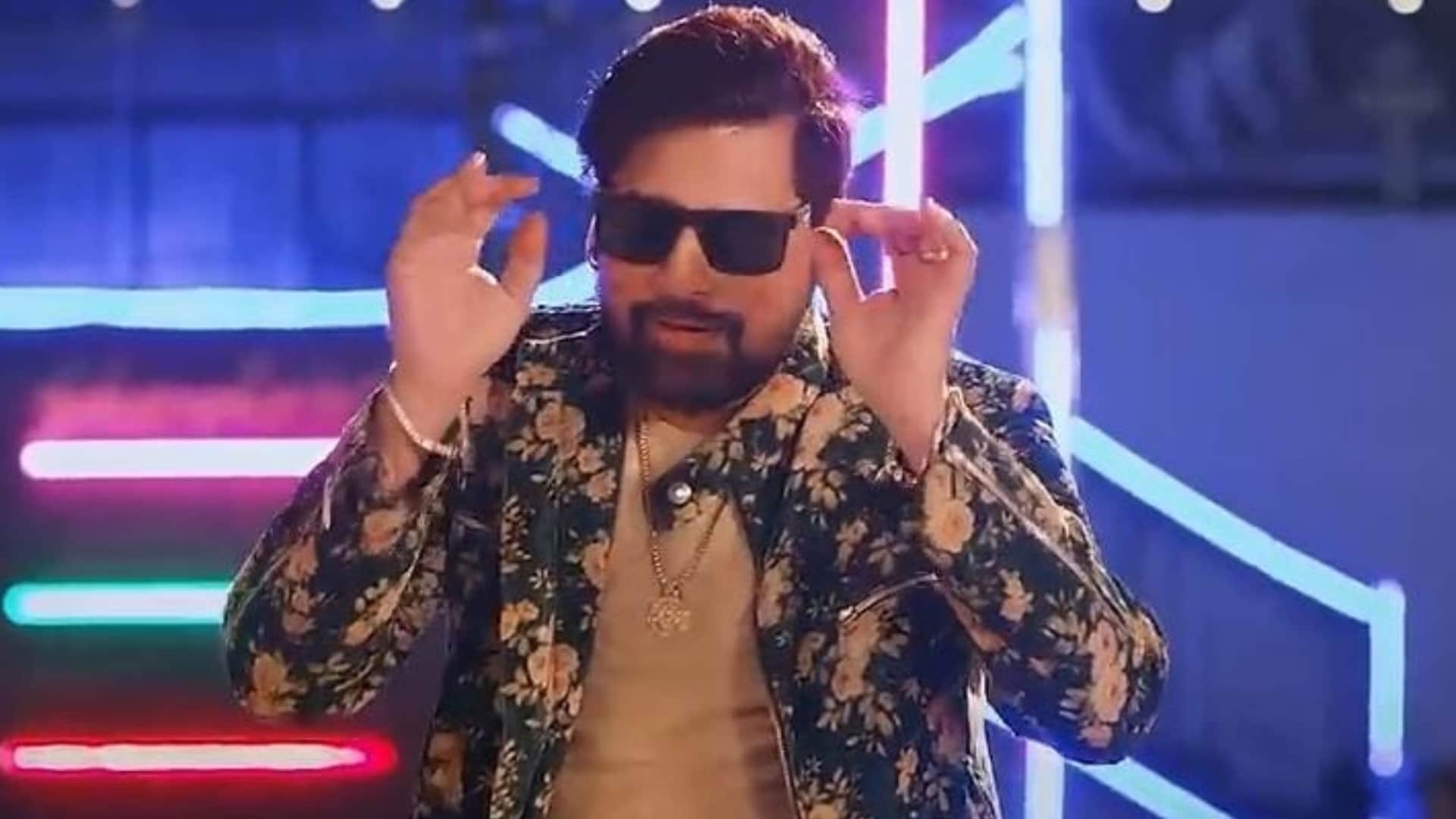 Bhojpuri singer Rakesh Mishra and simran tiwari sensational song kala chashma released