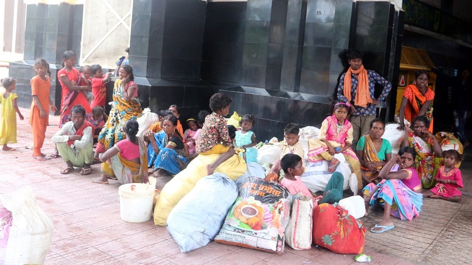 Season of brick kilns over, workers started returning to their homes