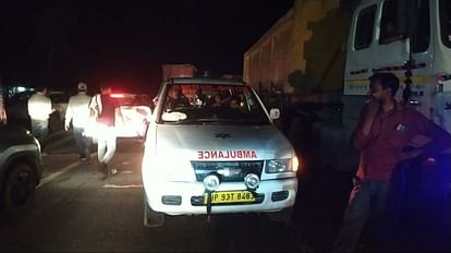 Eight ambulances stuck in jam on Jhansi-Kanpur highway death of newborn