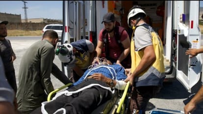 Syria Attack: सीरिया पर हुए रूसी हमले में 13 लोगों की मौत, चश्मदीद ने बताया कितना डरावना था मंजर thirteen People died in Syria After russian Air Attack in north west areas of country