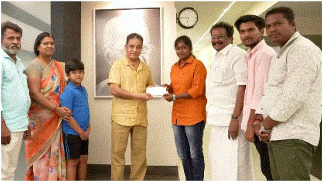 Kamal Haasan gifts car to Coimbatore woman bus driver who quit job over ticketing DMK Kanimozhi