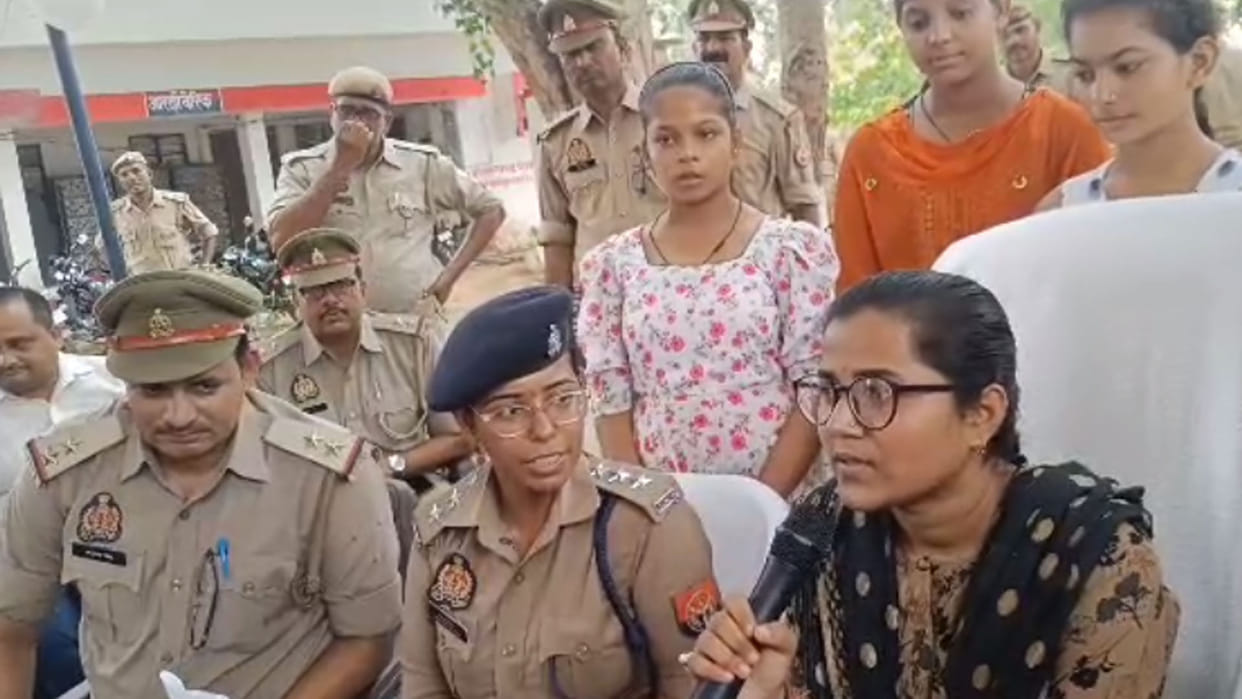 Mission Shakti Abhiyan 4.0: Student Ruchi who became police station chief for a day in Banda
