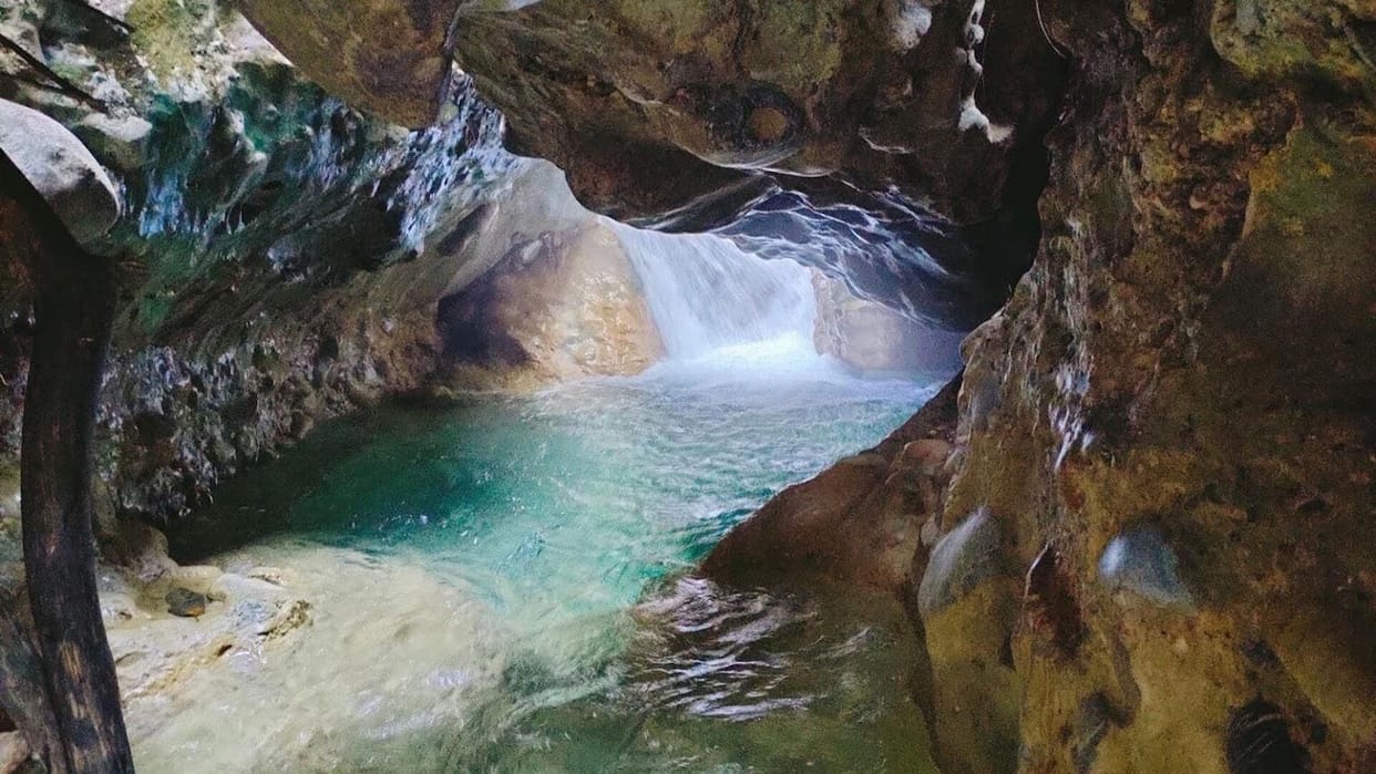 Dehradun Tourist Places Must Visit Robbers Cave Gucchu pani ticket route