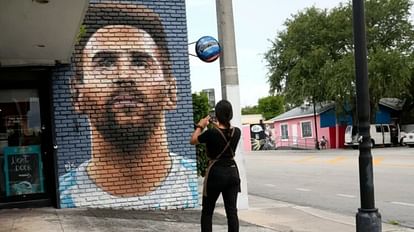 Lionel Messi in Inter Miami: मेसी की पेंटिंग में रंगा मियामी, आगमन से पहले ही टिकटों की बिक्री बढ़ी Miami painted in lionel Messi painting inter miami ticket sales increased before arrival