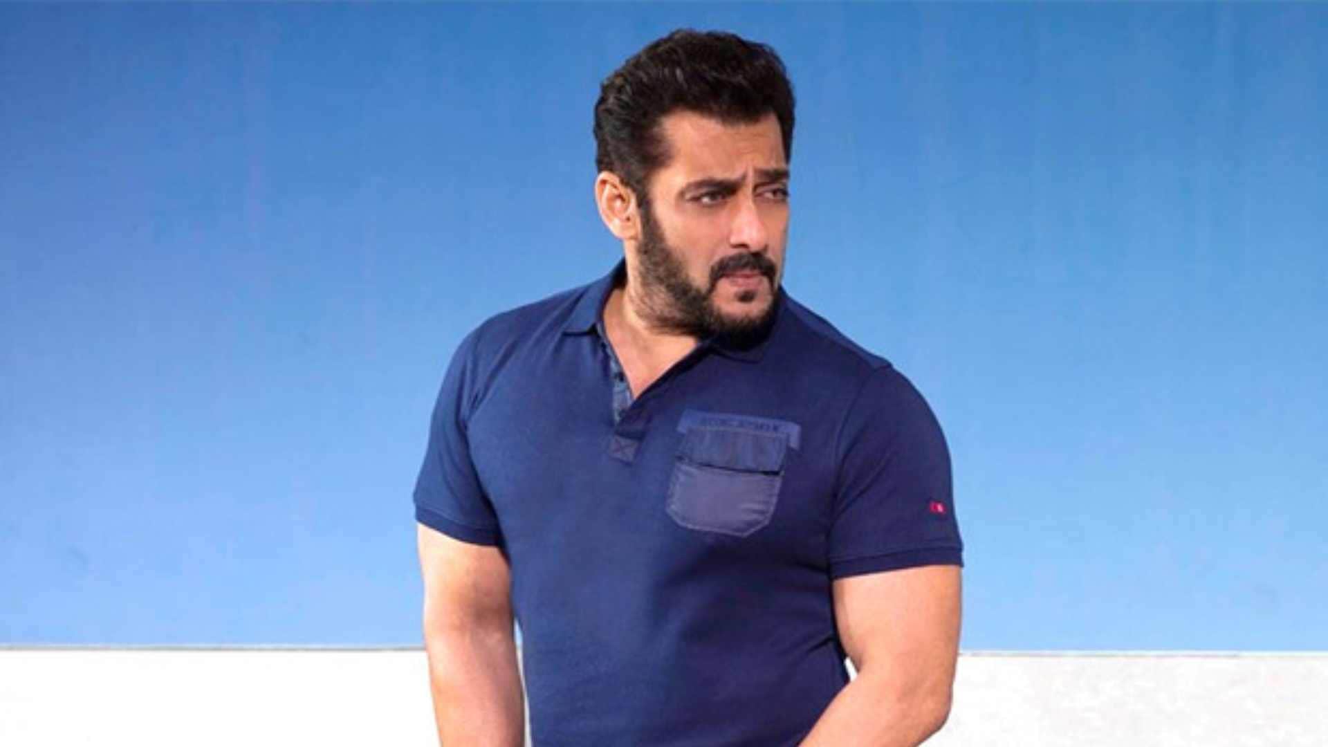 These Bollywood actors took beauty treatment from salman khan akshay kumar to shahid kapoor