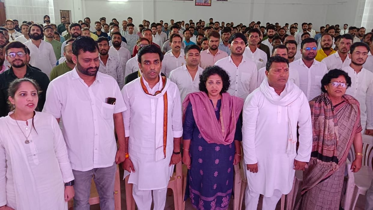 MP News: Srinivas BV says Modi can not stop the change of power in Madhya Pradesh