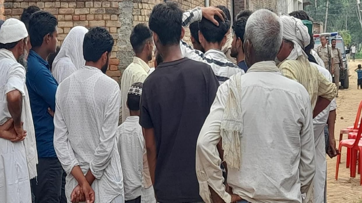Lover beaten to death by relatives who entered house in Moradabad