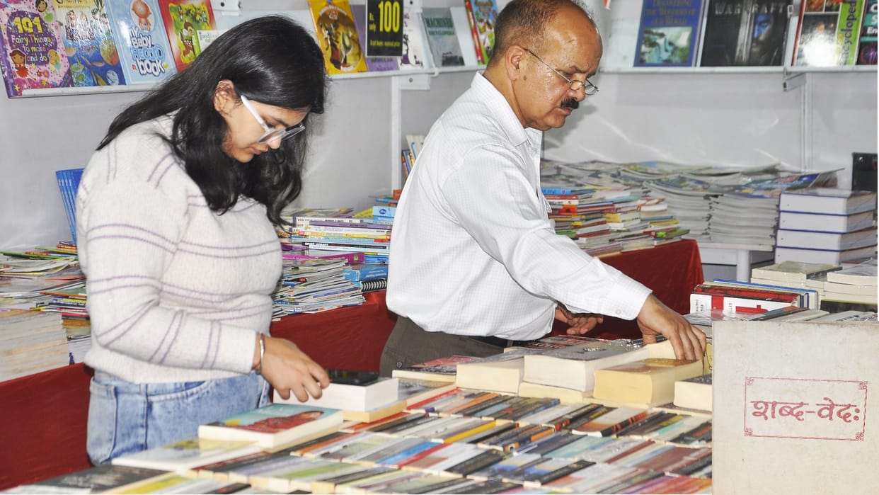 shimla news: National Book fair in shimla shabadved granth price 6500 rupee
