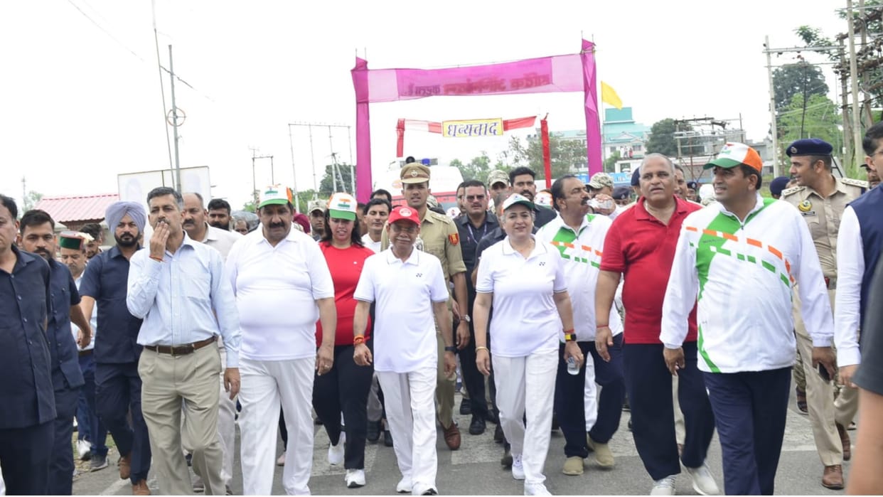 Governor Shiv Pratap Shukla starts Mega campaign walk against drug from Haroli to Kangra