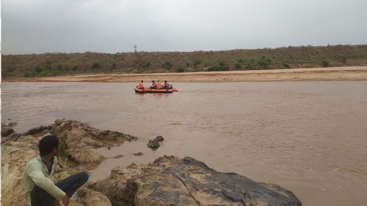 Umaria: After 20 hours of hard work, the girl's body was found, the innocent was swept away in the river