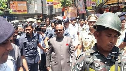 West Bengal: राज्यपाल का TMCP ने किया विरोध; नॉर्थ बंगाल यूनिवर्सिटी में काले झंडे दिखाए, नारेबाजी भी की Governor shown black flag by TMCP members at North Bengal University campus