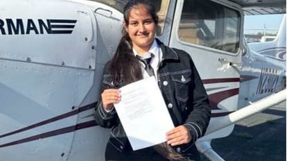 Himachal Pradesh sakshi kochhar become youngest indian to get commercial pilot licence