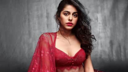 Shehla Khan makes lace signature element designed dress of sonam kapoor priyanka chopra katrina kaif malaika