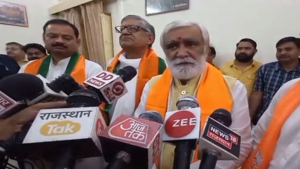 Ashwani Choubey Says Pandit Jawaharlal Nehru-Indira Gandhi mean corruption-emergency Narendra Modi amritkal