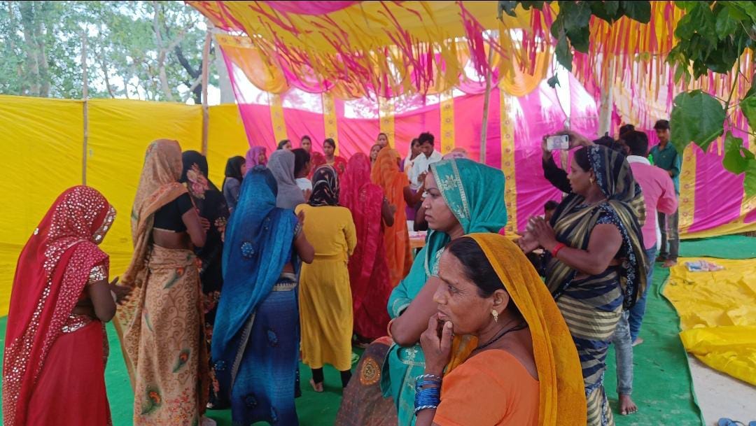 Dharm Parivartan Four People in police custody for trying to convert religion in azamgarh