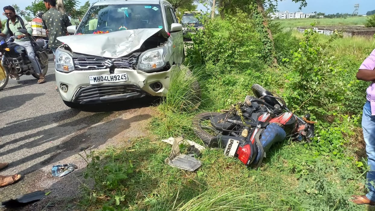 Three died along with on child in Dhanepur thana kshetra   in Gonda.