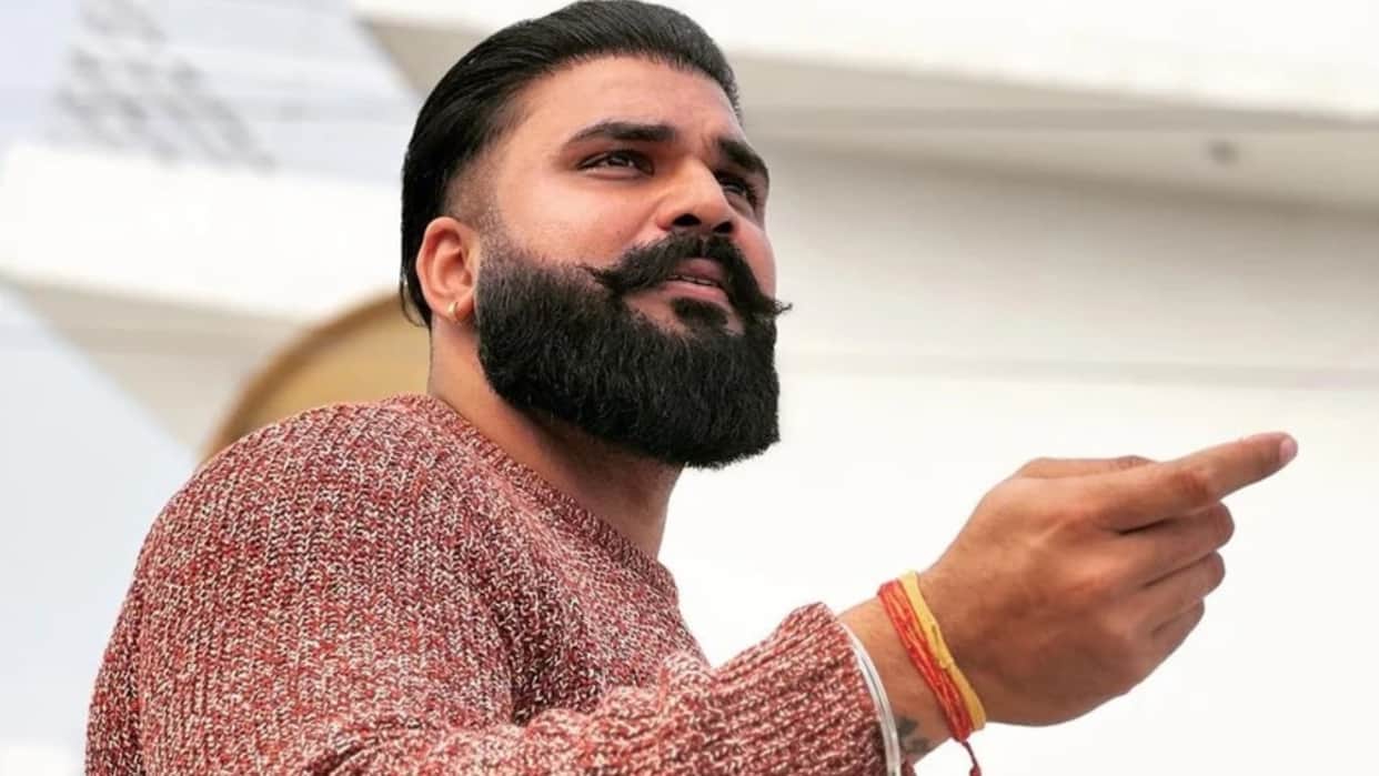 Adipurush Actor Lavi Pajni Revealed He Too Offended with Om Raut Film Dialogues