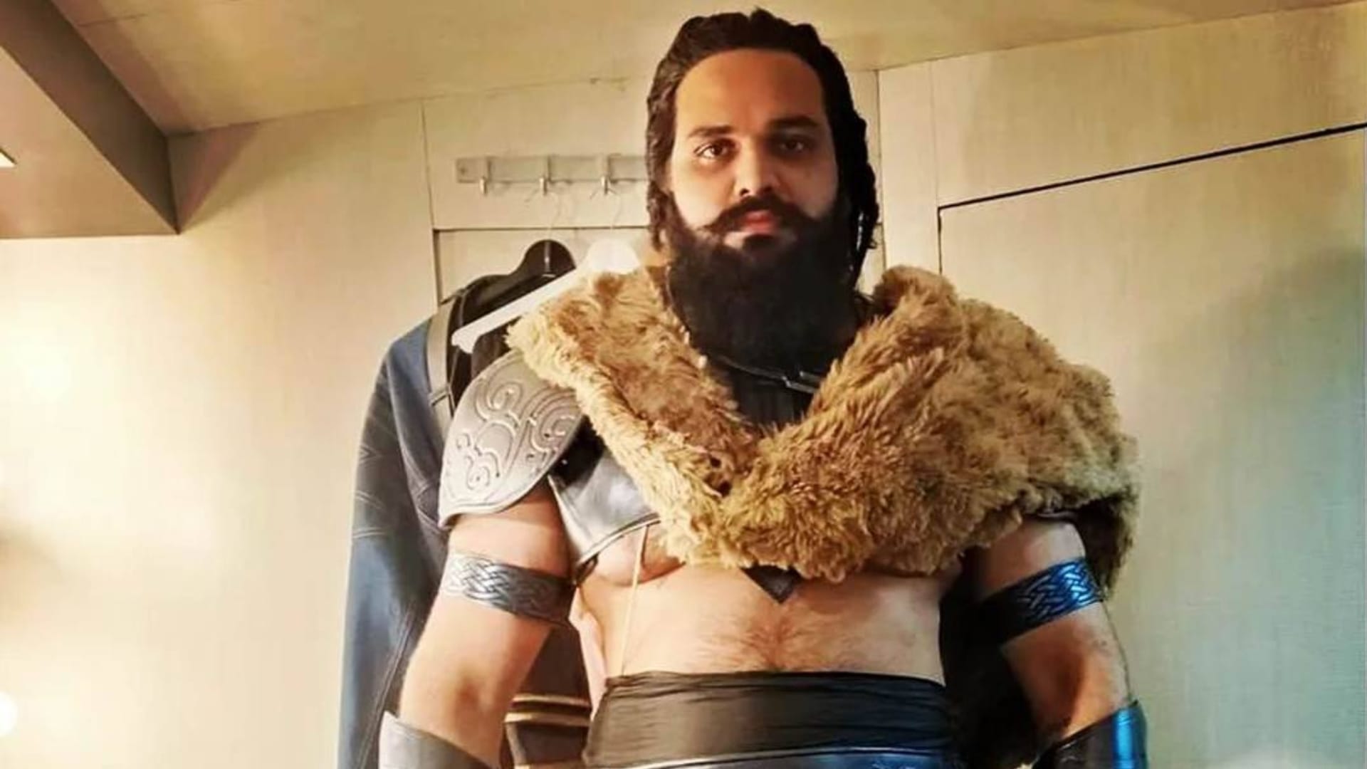 Adipurush Actor Lavi Pajni Revealed He Too Offended with Om Raut Film Dialogues