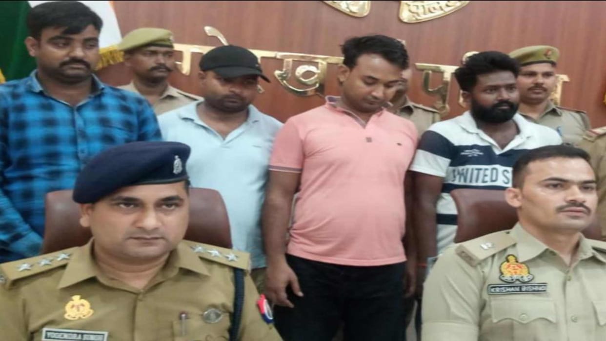 Gram Panchayat Officer Exam 12 solvers caught within two days in Gorakhpur