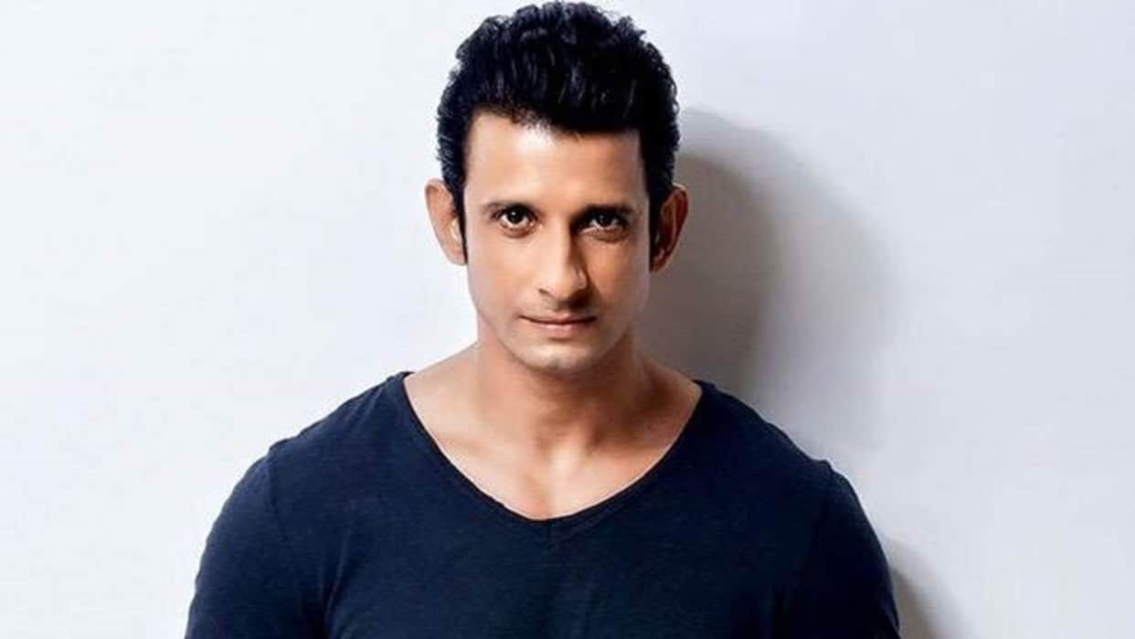 Sharman Joshi discloses details about bathroom meetings with raj kumar Hirani 3 idiots Lajja godmother kafas