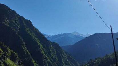 Uttarakhand Weather : ऊंचाई वाले इलाकों में आज और कल बदलेगा मौसम, बारिश से मैदानी क्षेत्रो में बढ़ सकती है ठंड Uttarakhand Weather will change today and tomorrow in high