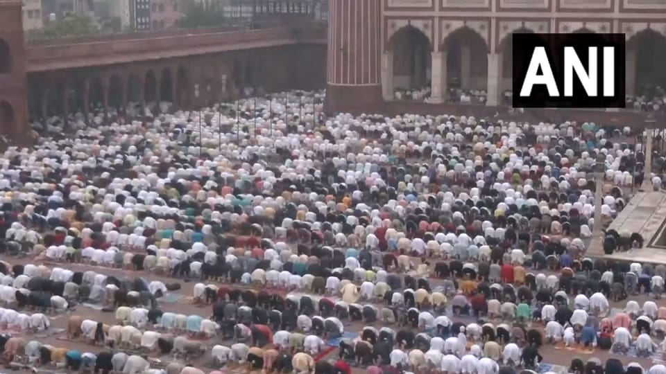 Eid ul Adha: Preparations for Namaz, security is tight in the capital