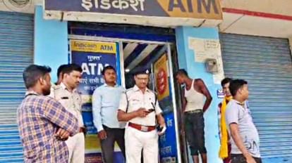 Bihar Crime Rs 2.74 lakh looted by cutting ATM of Indicash Bank in Betia