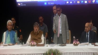 उपराज्यपाल बोले: प्रदेश में ई-कोर्ट सेवाओं से डिजिटल सशक्तीकरण बढ़ा, हाईकोर्ट का नया भवन अत्याधुनिक होगा LG said: Digital empowerment increased with e-court services in Jammu Kashmir